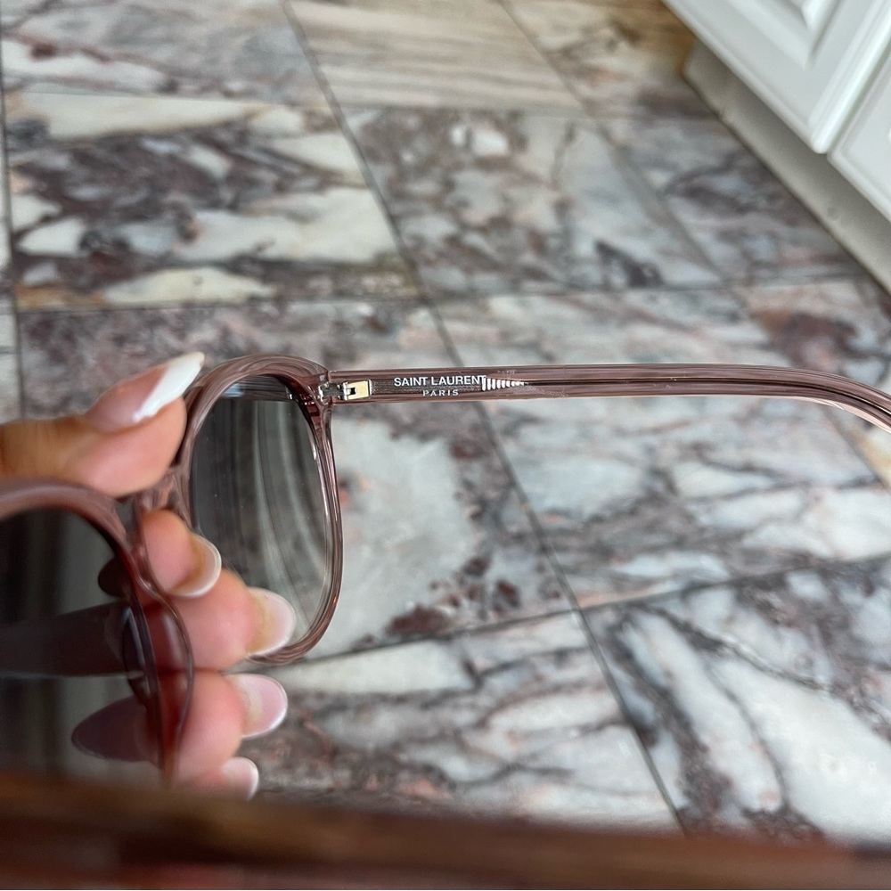 New Saint Laurent Pink Clear Sunglasses - Picture 6 of 7